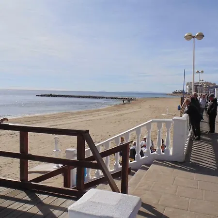 Apartamento Frente De La Playa Torrevieja Exterior photo